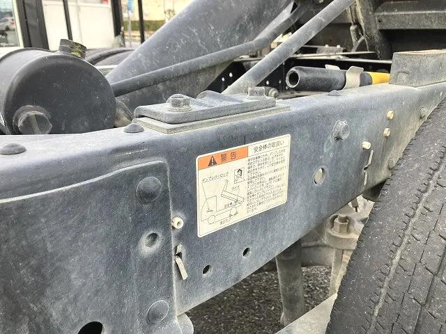 いすゞエルフダンプ小型（2t・3t）[写真15]