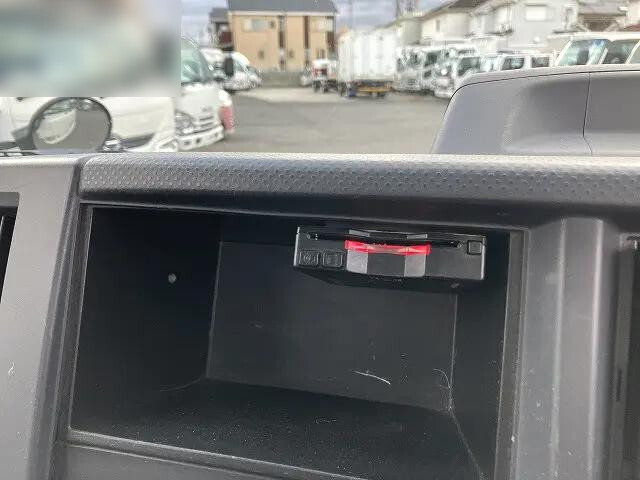 いすゞエルフダンプ小型（2t・3t）[写真29]