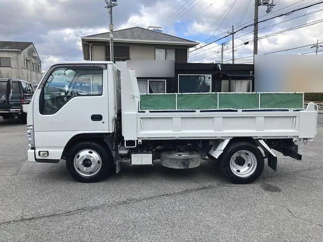 いすゞエルフダンプ小型（2t・3t）[写真03]