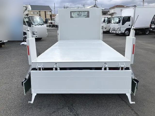 いすゞエルフダンプ小型（2t・3t）[写真06]