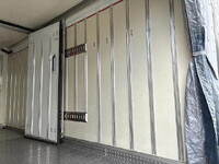 いすゞエルフ冷凍車（冷蔵車）小型（2t・3t）[写真13]