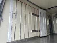 いすゞエルフ冷凍車（冷蔵車）小型（2t・3t）[写真14]