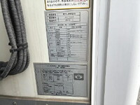 いすゞエルフ冷凍車（冷蔵車）小型（2t・3t）[写真18]