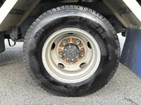 いすゞエルフ冷凍車（冷蔵車）小型（2t・3t）[写真22]