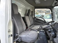 いすゞエルフ冷凍車（冷蔵車）小型（2t・3t）[写真25]