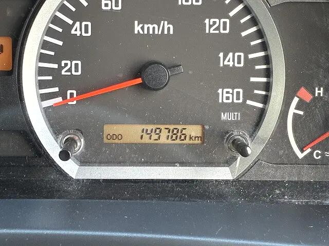 いすゞエルフ冷凍車（冷蔵車）小型（2t・3t）[写真32]