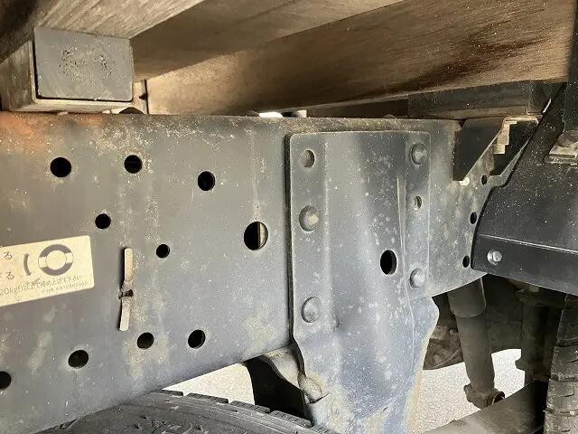 いすゞエルフ平ボディ小型（2t・3t）[写真23]