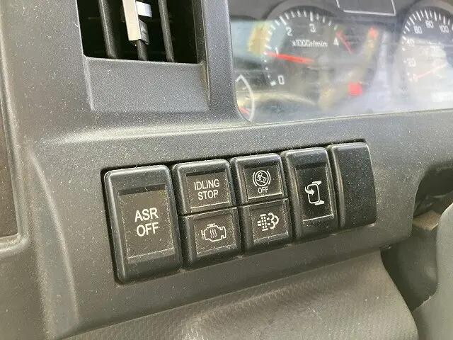 いすゞエルフ平ボディ小型（2t・3t）[写真29]