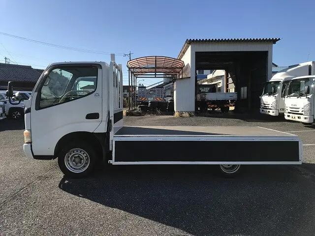 トヨタダイナ平ボディ小型（2t・3t）[写真10]