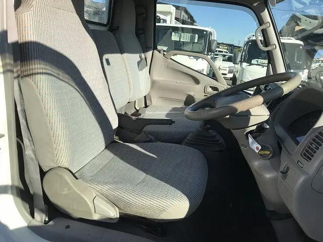 トヨタダイナ平ボディ小型（2t・3t）[写真21]