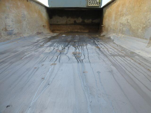 いすゞギガ深ダンプ（土砂禁ダンプ）大型（10t）[写真14]