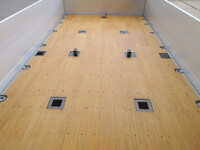 いすゞギガアルミブロック大型（10t）[写真09]