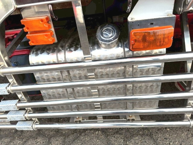 UDトラックスコンドルクレーン4段増トン（6t・8t）[写真18]