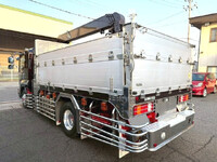 UDトラックスコンドルクレーン4段増トン（6t・8t）[写真02]