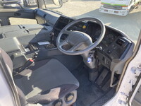 三菱ふそうスーパーグレートトレーラーヘッド（トラクターヘッド）大型（10t）[写真19]