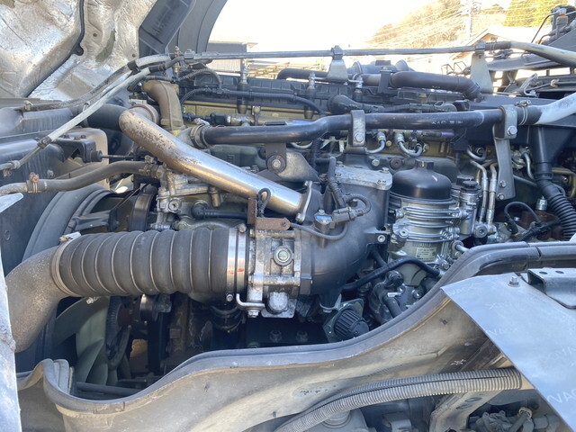 三菱ふそうスーパーグレートトレーラーヘッド（トラクターヘッド）大型（10t）[写真22]