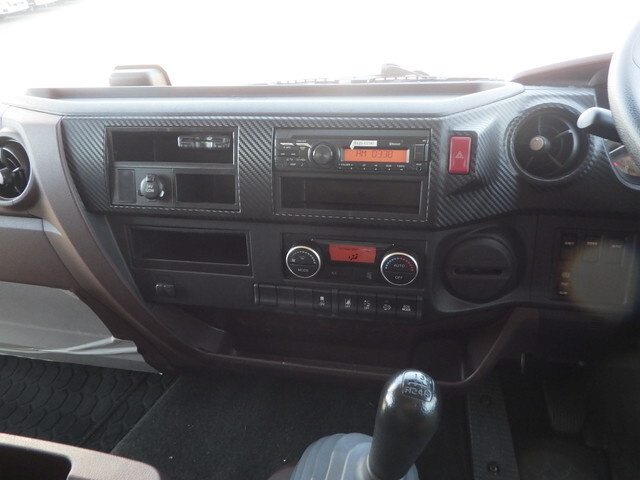 日野レンジャーアルミウイング中型（4t）[写真11]