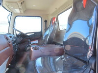 日野レンジャー汚泥吸引車増トン（6t・8t）[写真18]