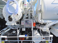 日野レンジャー汚泥吸引車増トン（6t・8t）[写真26]