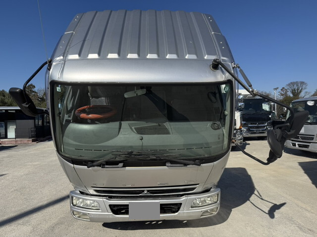 三菱ふそうファイターコンテナ専用車増トン（6t・8t）[写真12]