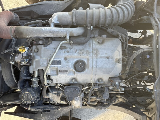 三菱ふそうファイターコンテナ専用車増トン（6t・8t）[写真13]