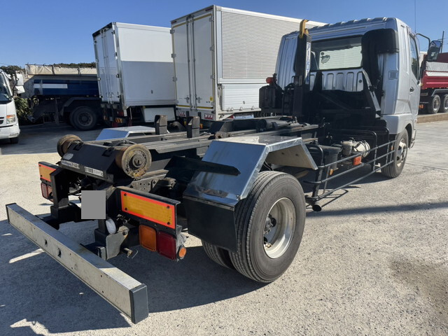 三菱ふそうファイターコンテナ専用車増トン（6t・8t）[写真02]