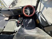 三菱ふそうファイターコンテナ専用車増トン（6t・8t）[写真10]