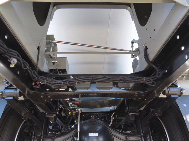 三菱ふそうファイターミキサー車（コンクリートミキサー）中型（4t）[写真10]