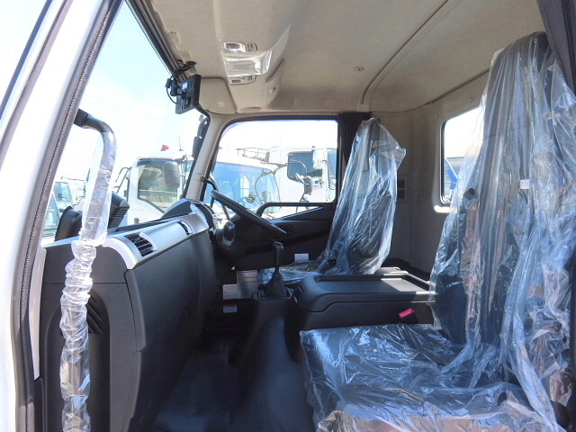 三菱ふそうファイターミキサー車（コンクリートミキサー）中型（4t）[写真17]