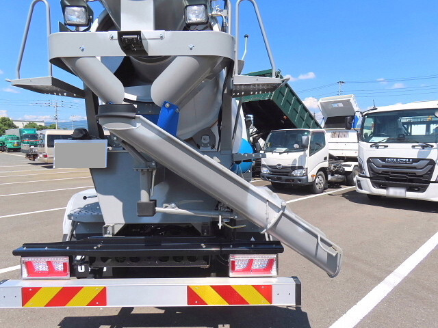 三菱ふそうファイターミキサー車（コンクリートミキサー）中型（4t）[写真29]