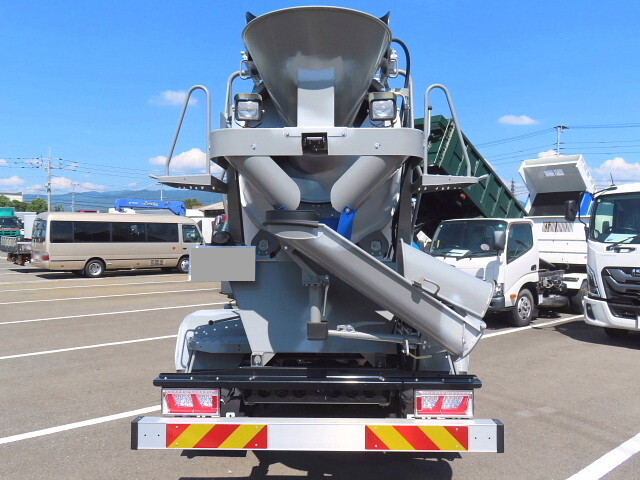 三菱ふそうファイターミキサー車（コンクリートミキサー）中型（4t）[写真06]