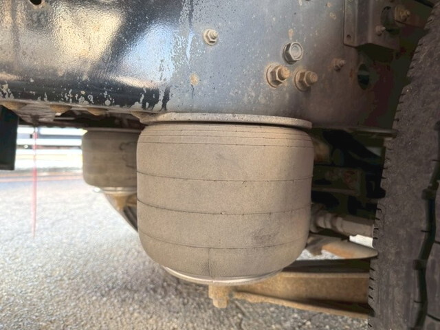 いすゞフォワードクレーン4段増トン（6t・8t）[写真14]