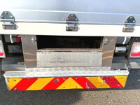 いすゞフォワードクレーン4段増トン（6t・8t）[写真18]