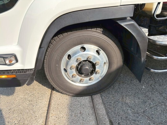 いすゞフォワードクレーン4段増トン（6t・8t）[写真21]