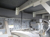 いすゞフォワードアルミバン中型（4t）[写真12]