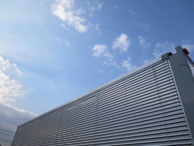 いすゞフォワードアルミバン中型（4t）[写真19]