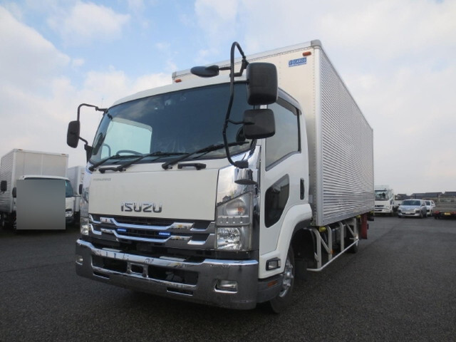 いすゞフォワードアルミバン中型（4t）[写真03]