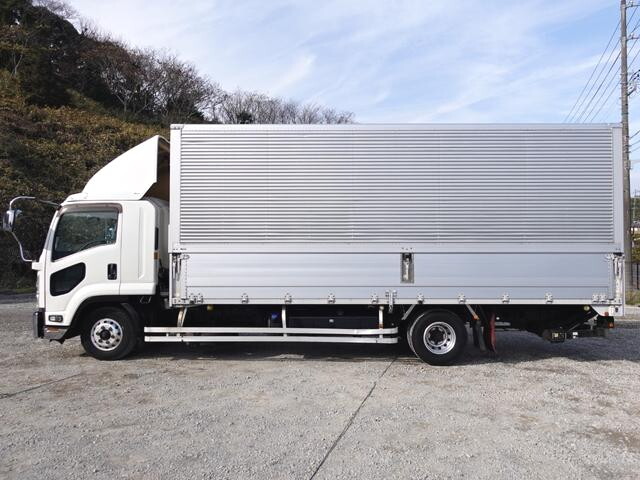 いすゞフォワードアルミウイング中型（4t）[写真10]