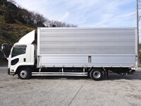 いすゞフォワードアルミウイング中型（4t）[写真11]