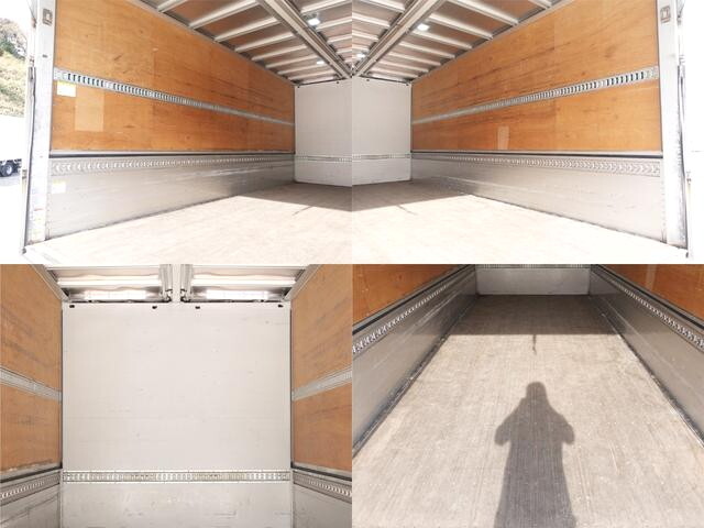 いすゞフォワードアルミウイング中型（4t）[写真15]