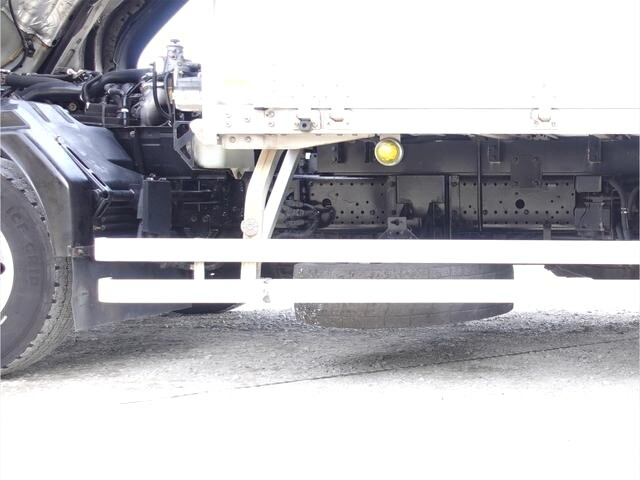 いすゞフォワードアルミウイング中型（4t）[写真21]