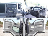 いすゞフォワードアルミウイング中型（4t）[写真24]