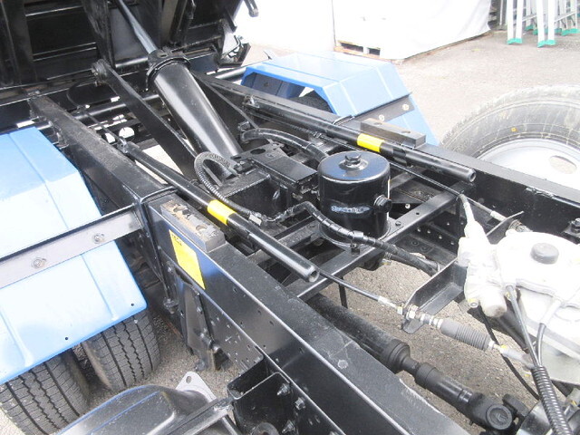 いすゞエルフ三転ダンプ小型（2t・3t）[写真11]
