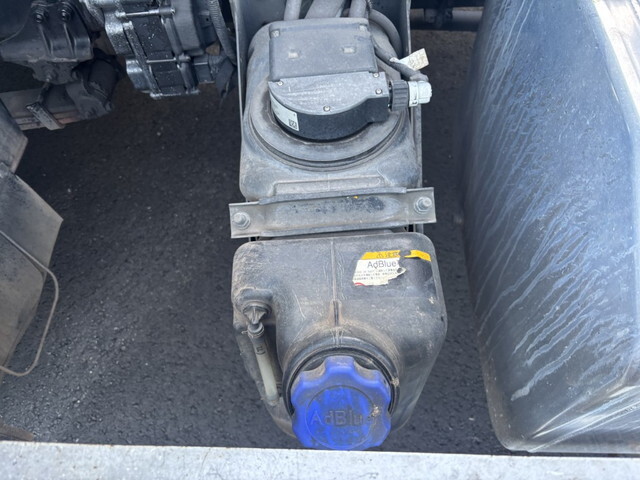 いすゞギガ深ダンプ（土砂禁ダンプ）大型（10t）[写真20]