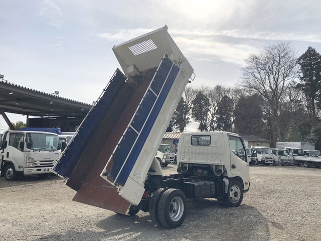 日野デュトロダンプ小型（2t・3t）[写真02]