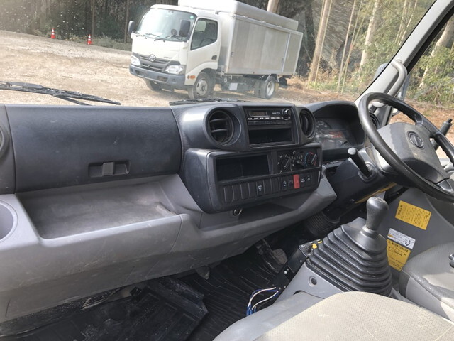 日野デュトロダンプ小型（2t・3t）[写真27]