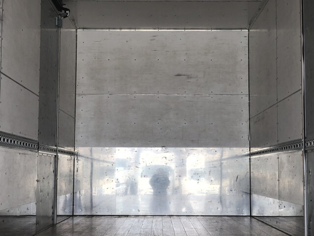 三菱ふそうファイターアルミバン中型（4t）[写真17]