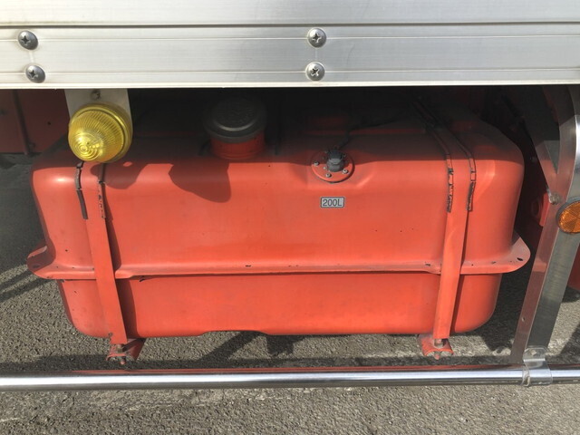 三菱ふそうファイターアルミバン中型（4t）[写真34]