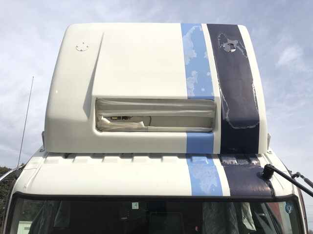 三菱ふそうファイターアルミバン中型（4t）[写真36]