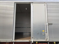 三菱ふそうファイターアルミバン中型（4t）[写真08]